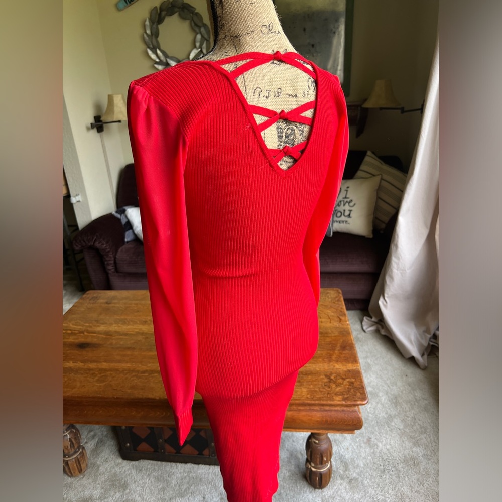 Almost Famous Red Long sleeve Midi Dress